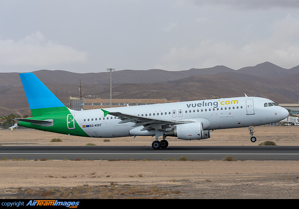 Airbus A320-216