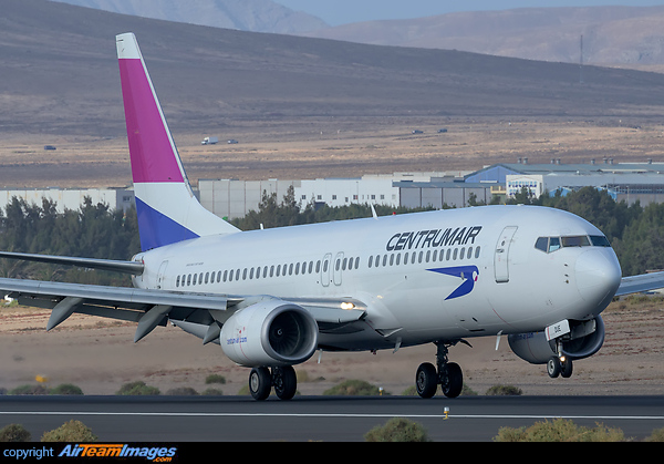Boeing 737-8FE