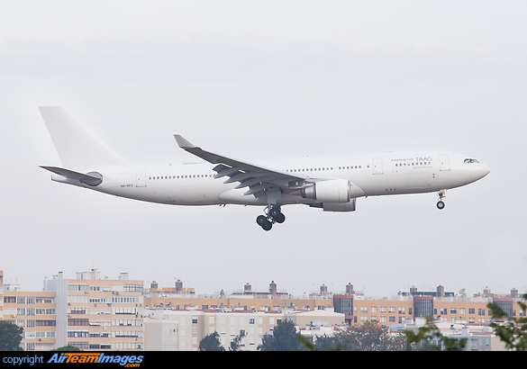 Airbus A330-203