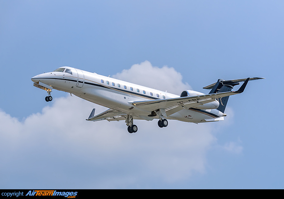 Embraer Legacy 600
