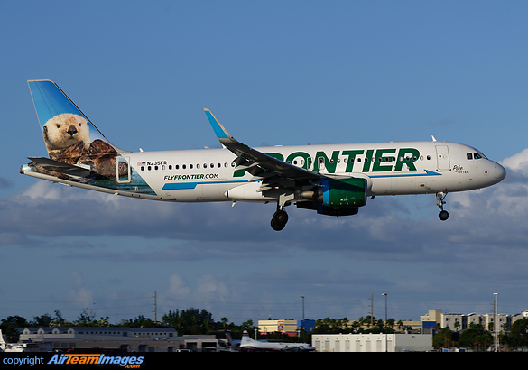 Airbus A320-214