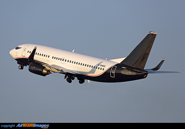 Boeing 737-3L9