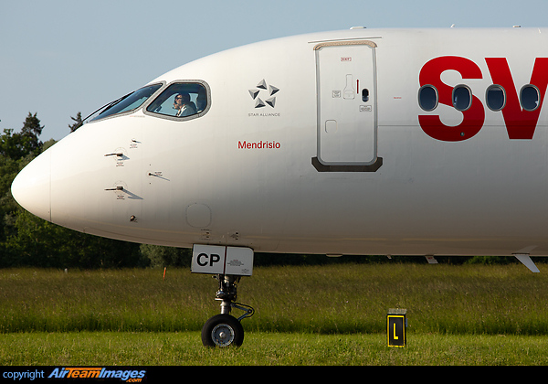 Airbus A220-300