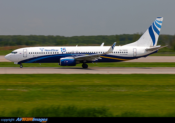Boeing 737-8MC