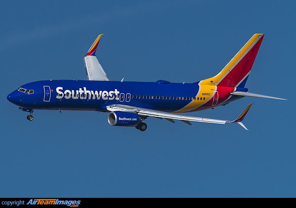 Boeing 737-8H4