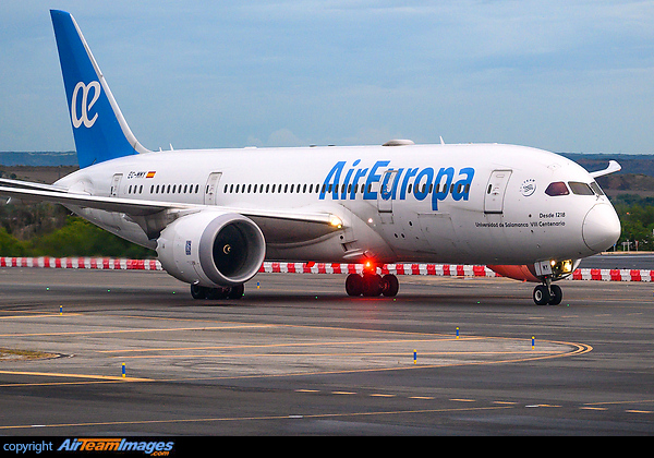 Boeing 787-8 Dreamliner