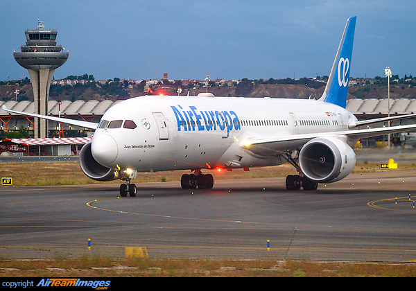 Boeing 787-9 Dreamliner