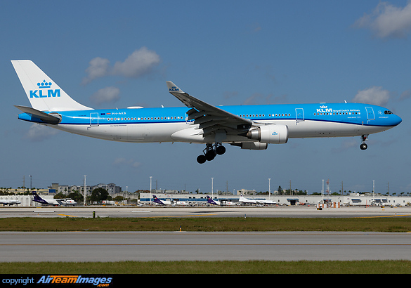 Airbus A330-302