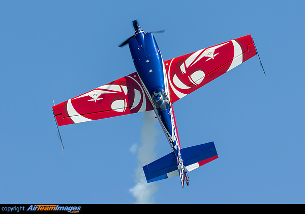 Extra EA-330SC