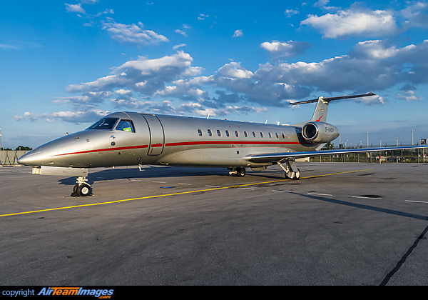 Embraer Legacy 650