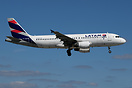 Airbus A320-214