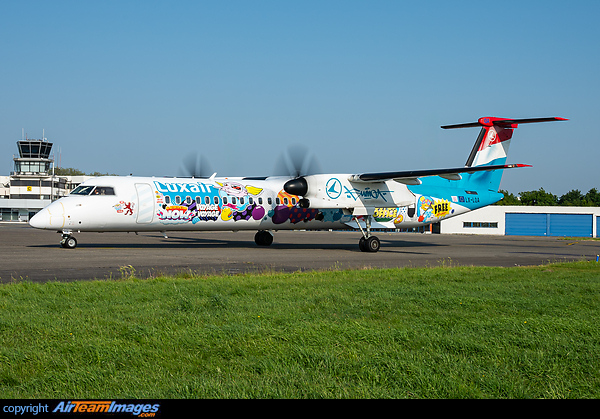 Bombardier Dash 8-402Q