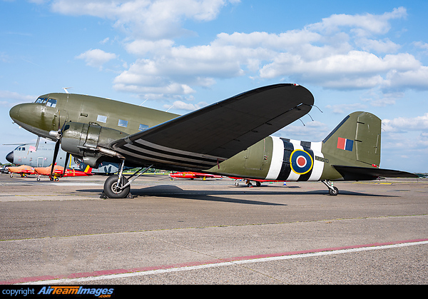 Douglas C-47B Dakota 4 (DC-3)