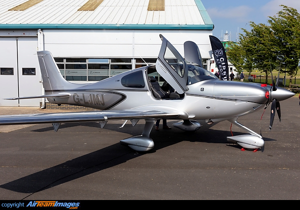 Cirrus SR-22