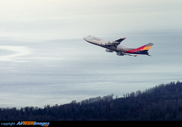 Boeing 747-48E(BDSF)