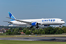 Boeing 787-10 Dreamliner