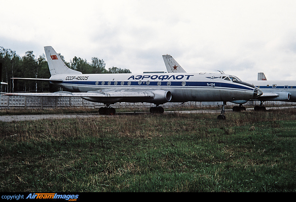 Tupolev Tu-124