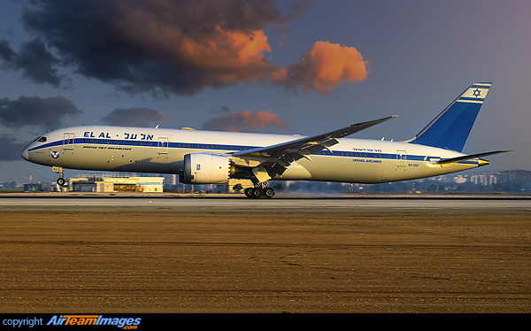 Boeing 787-9 Dreamliner