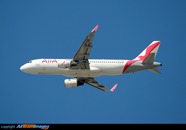 Airbus A320-214