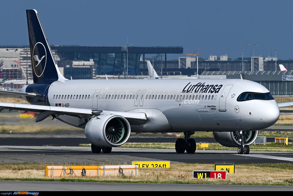Airbus A321-271NX - Large Preview - AirTeamImages.com