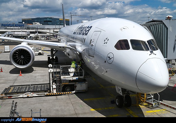 Boeing 787-9 Dreamliner