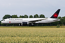 Boeing 777-223/LR