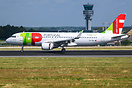 Airbus A320-214