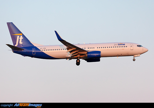 Boeing 737-8KN