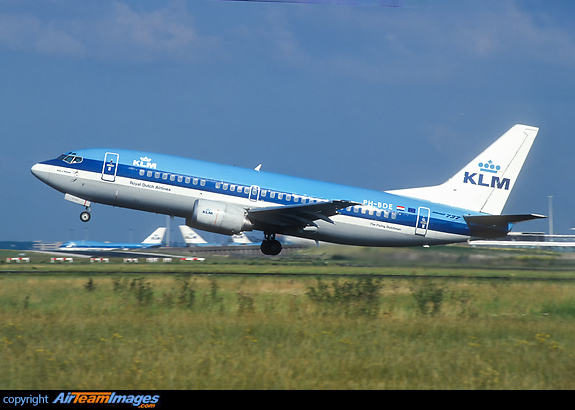Boeing 737-306