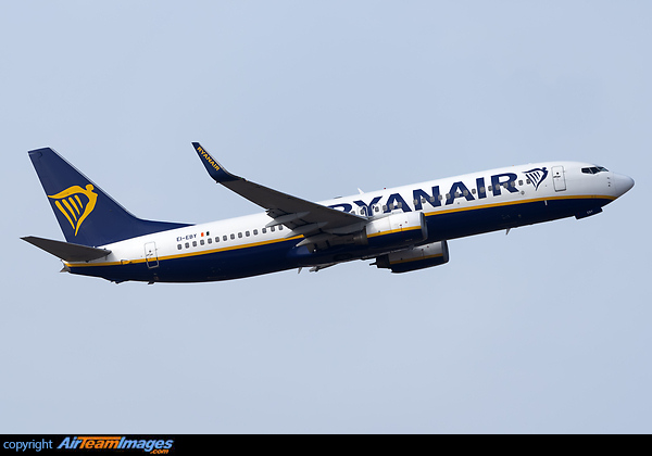 Boeing 737-8AS