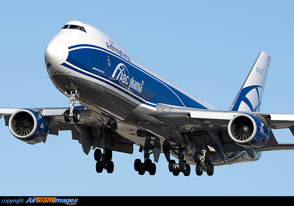 Boeing 747-83QF/SCD