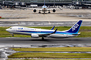 Boeing 737-881