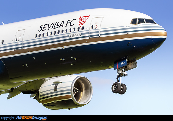 Boeing 777-212/ER