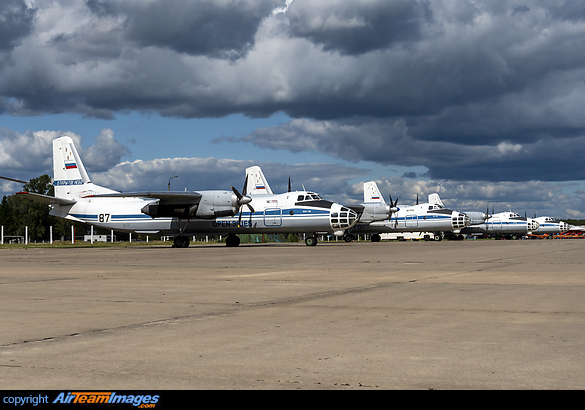 Antonov An-30