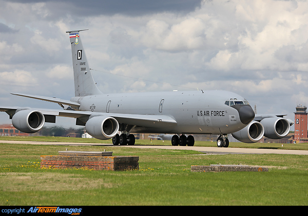 Boeing KC-135R Stratotanker