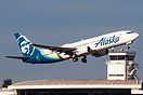 Boeing 737-890
