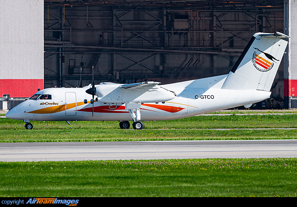 Bombardier Dash 8-102