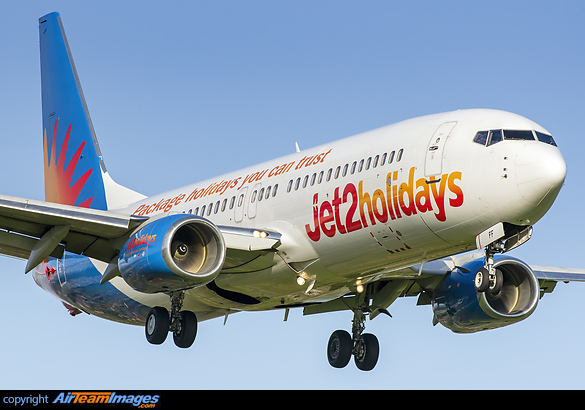 Boeing 737-85P