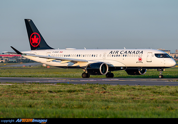Airbus A220-300