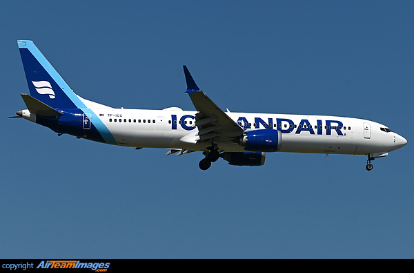 Boeing 737-9 MAX