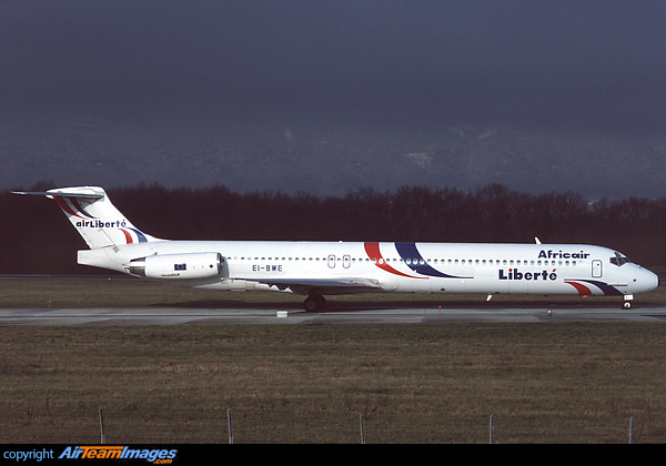 McDonnell Douglas MD-83