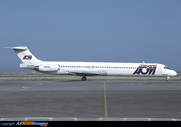 McDonnell Douglas MD-82