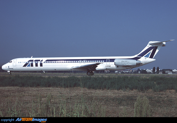McDonnell Douglas MD-82