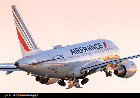 Airbus A318-111