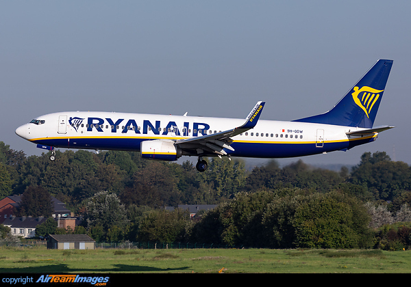 Boeing 737-8AS