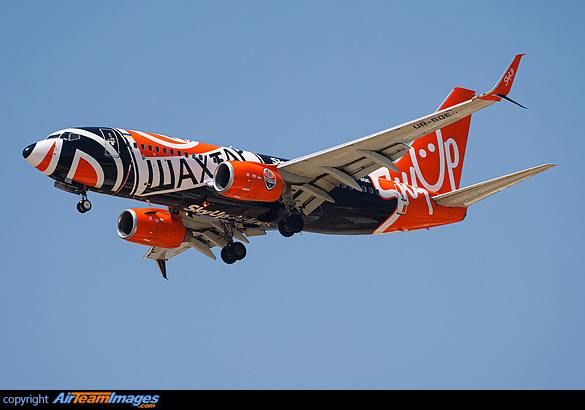 Boeing 737-75C