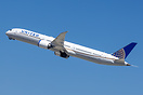 N91007 United Airlines Boeing 787-10 Dreamliner Departing Los Angeles ...