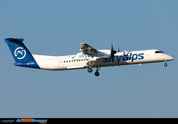 Bombardier Dash 8-402Q