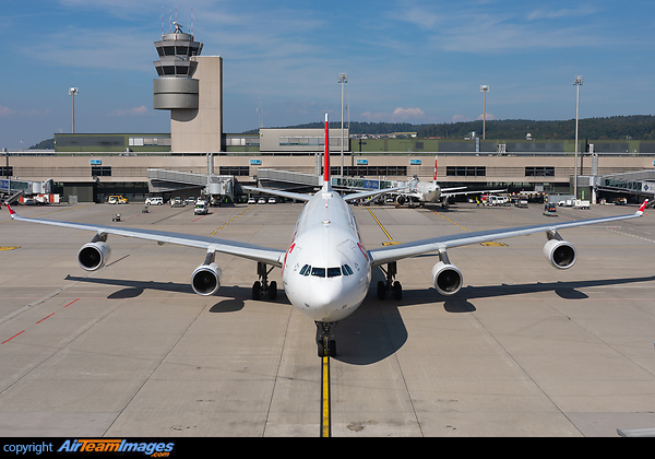 Airbus A340-313X