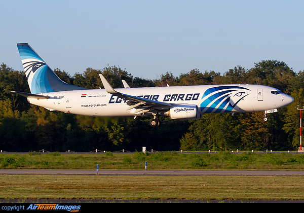 Boeing 737-866(SF)